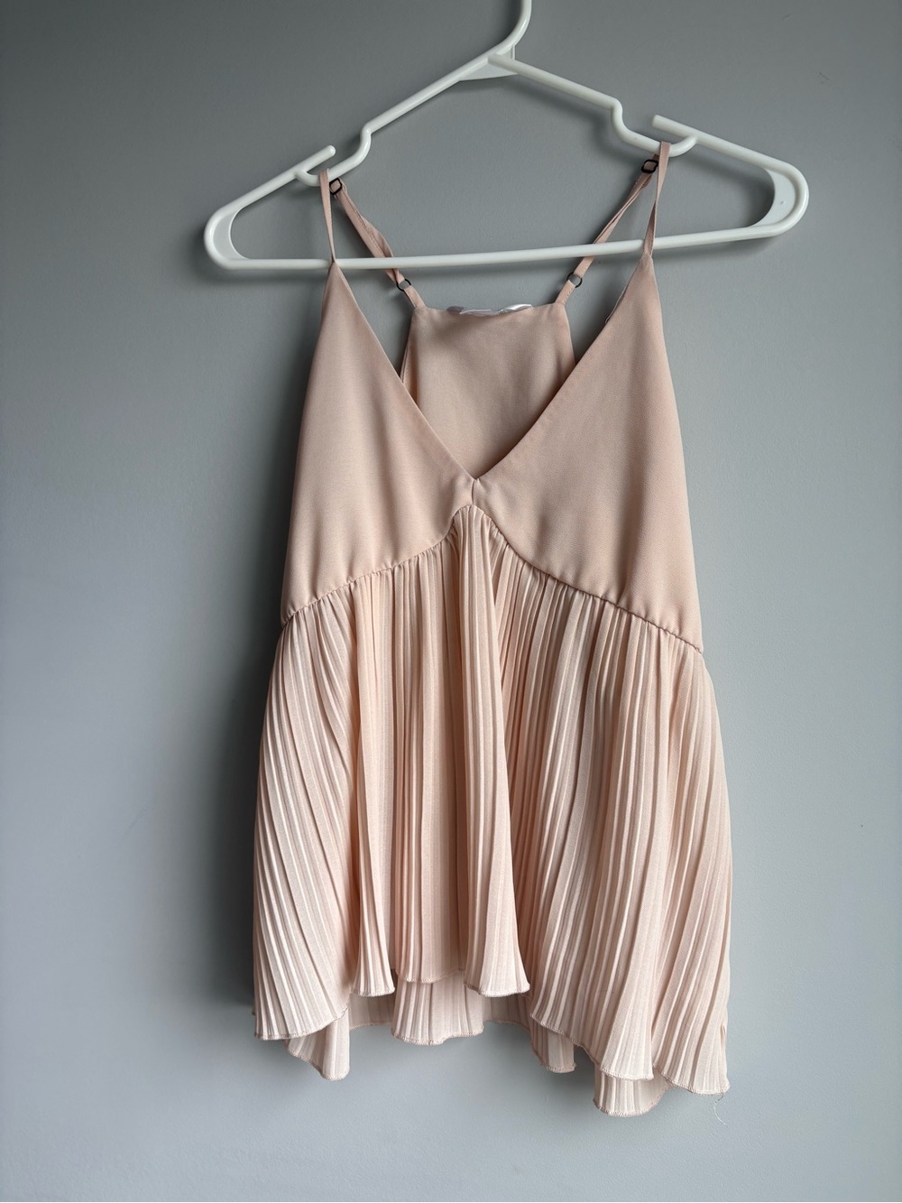 Streetwear Society Dusty Blush Pleated Spaghetti-Strap Cami